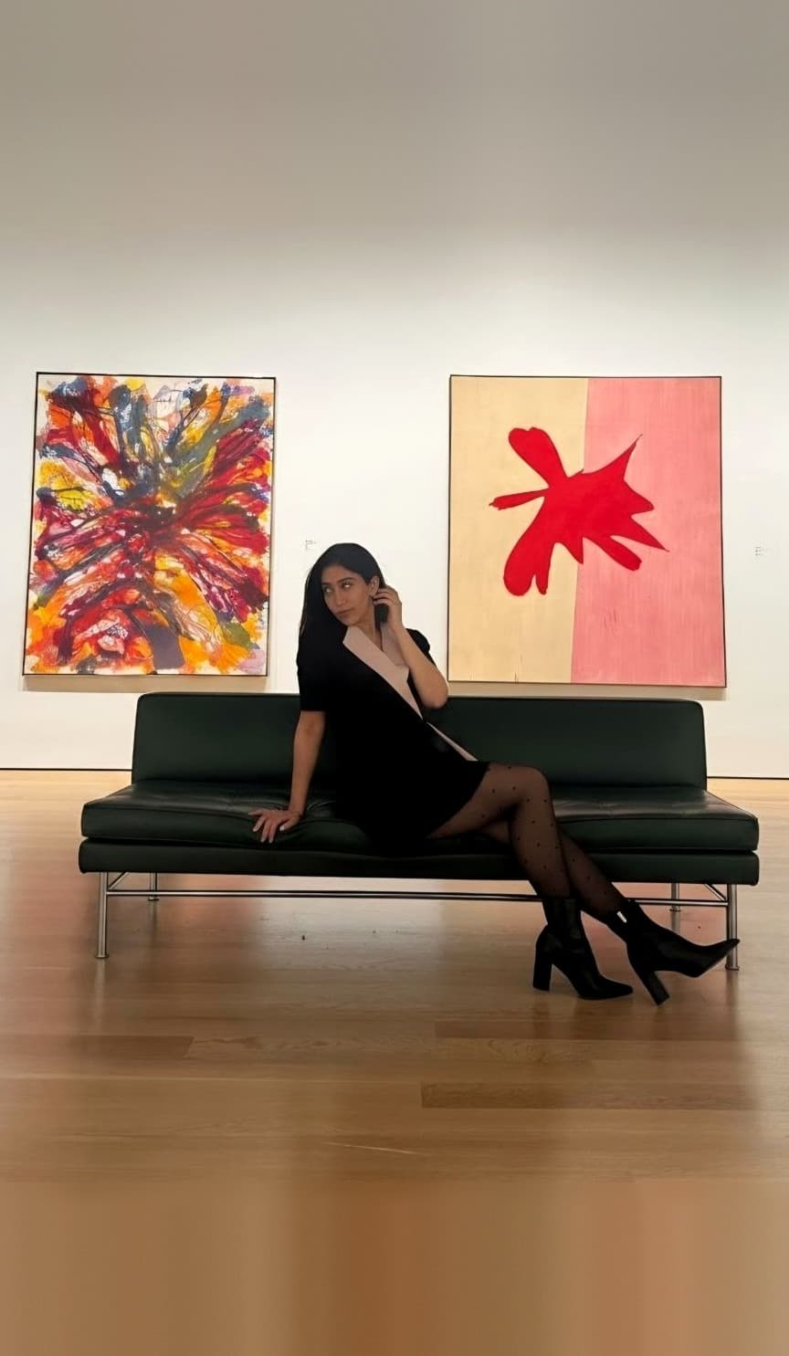 Soha Fazeli at a contemporary art gallery